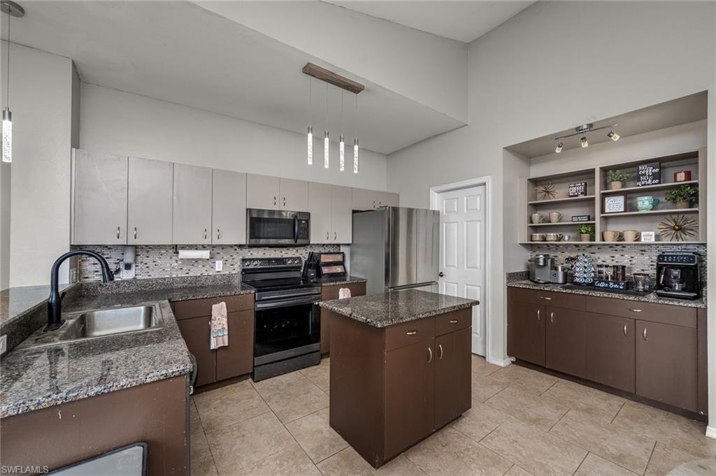 4560 Varsity Cir Property Photo 7