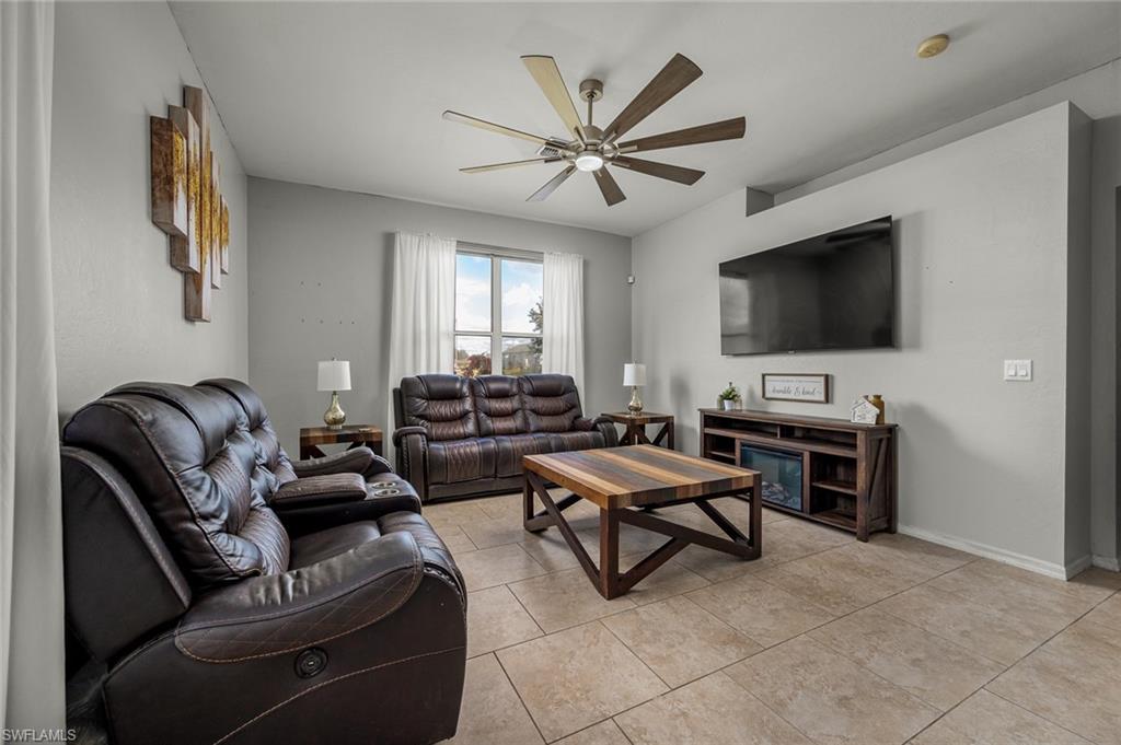 4560 Varsity Cir Property Photo 8