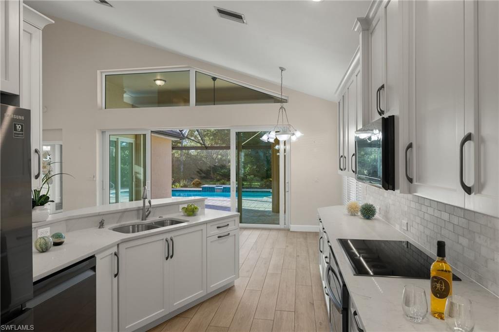 3517 Heron Glen Ct Property Photo 5