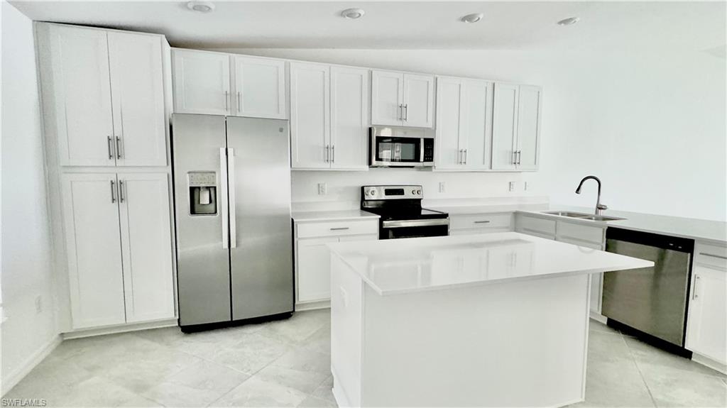 15940 Grassland Ln # 2526 Property Photo 5