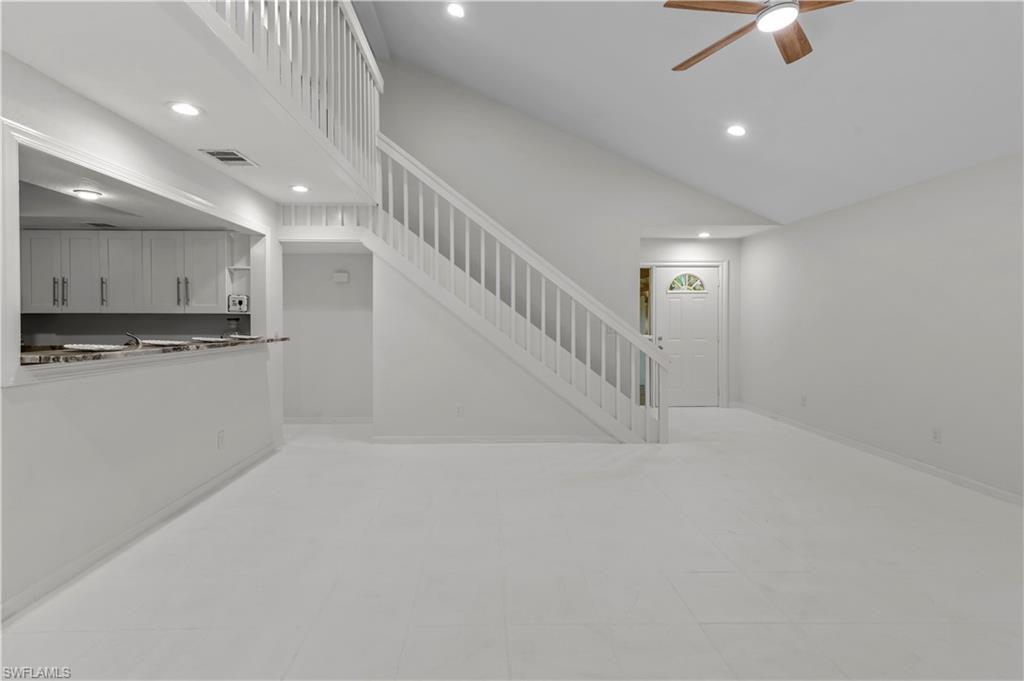 3352 Timberwood Cir Property Photo 14