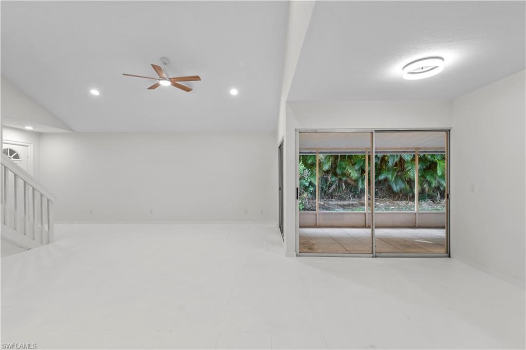 3352 Timberwood Cir Property Photo 15