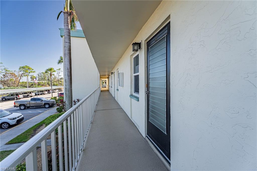 1660 Pine Valley Dr # 203 Property Photo 3