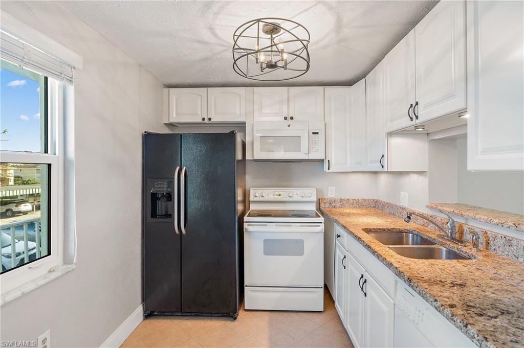 1660 Pine Valley Dr # 203 Property Photo 7