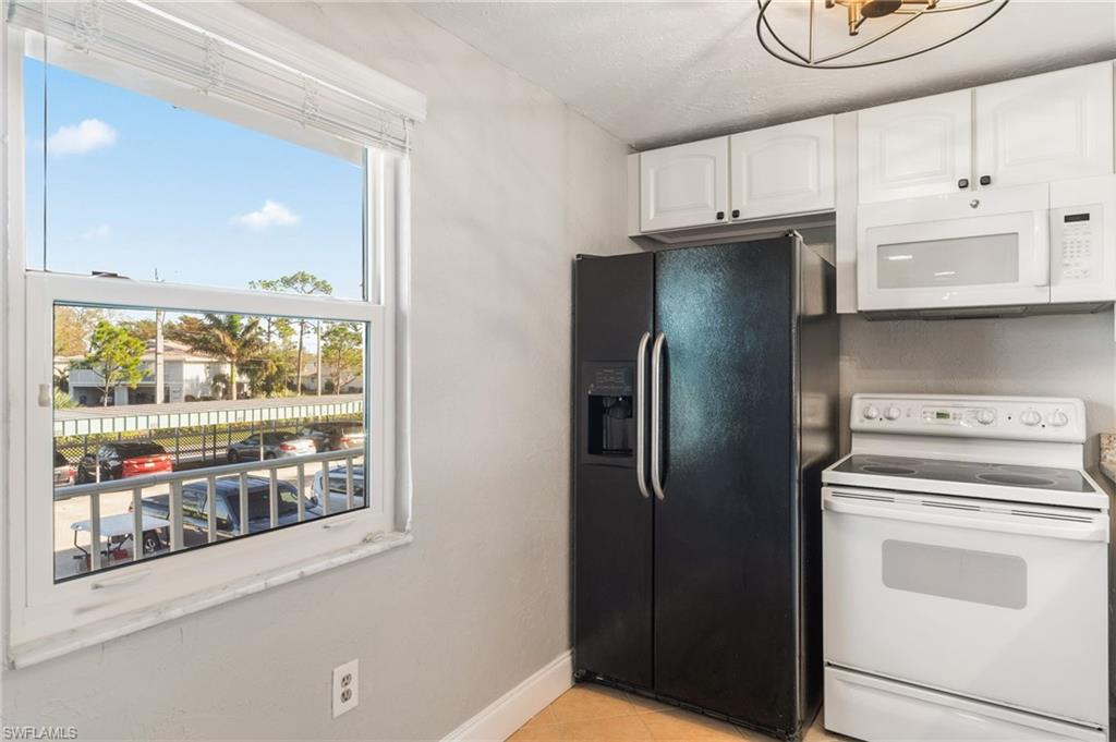 1660 Pine Valley Dr # 203 Property Photo 10