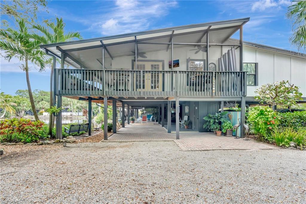 2511 Estey Ave # E4 Property Photo 3