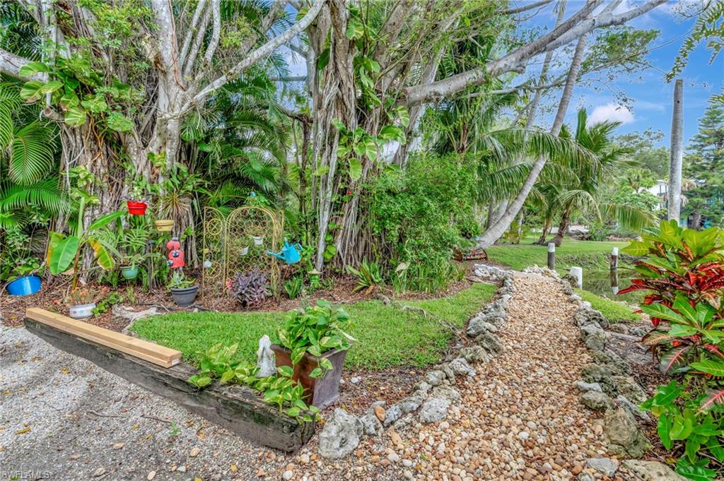 2511 Estey Ave # E4 Property Photo 33