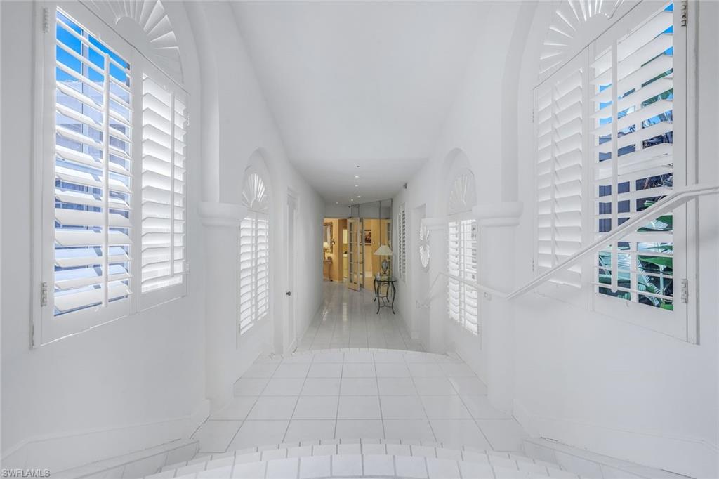 2000 Royal Marco Way # 11 Property Photo 18