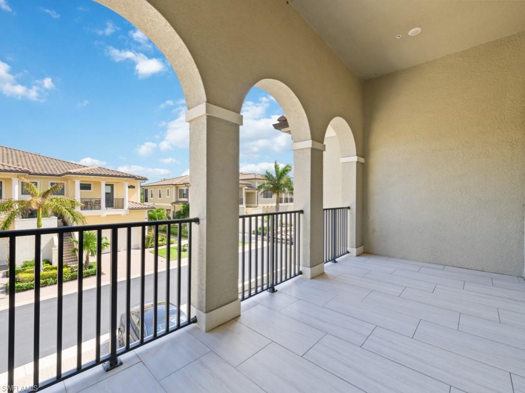 2481 Breakwater Way # 201 Property Photo 28