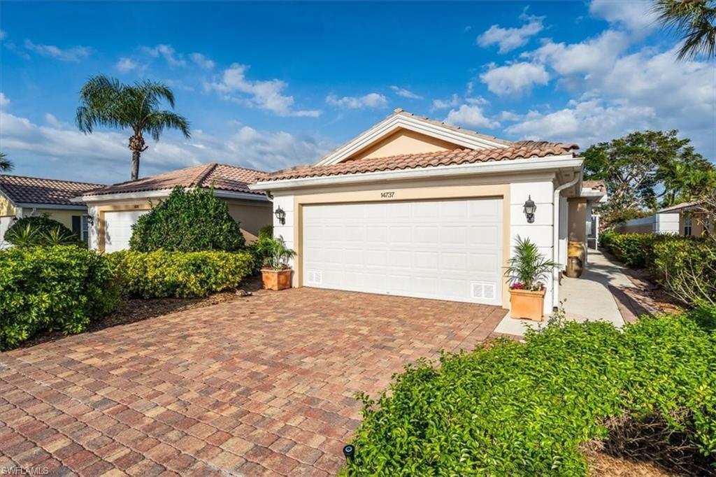14737 Ferrara Ct Property Photo 17