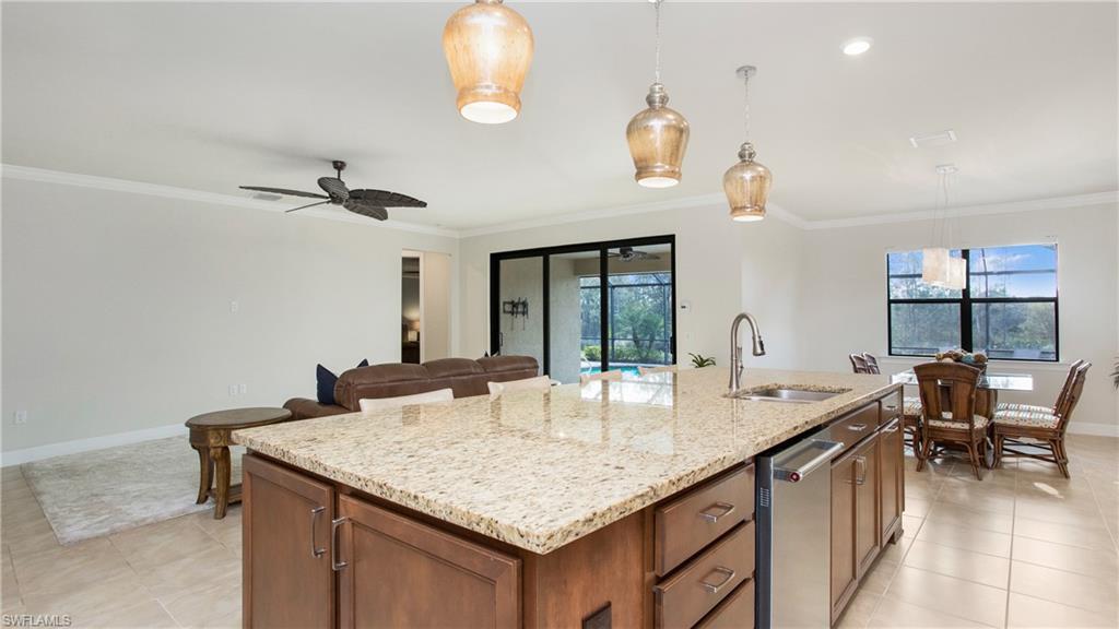 7788 Winding Cypress Dr Property Photo 12