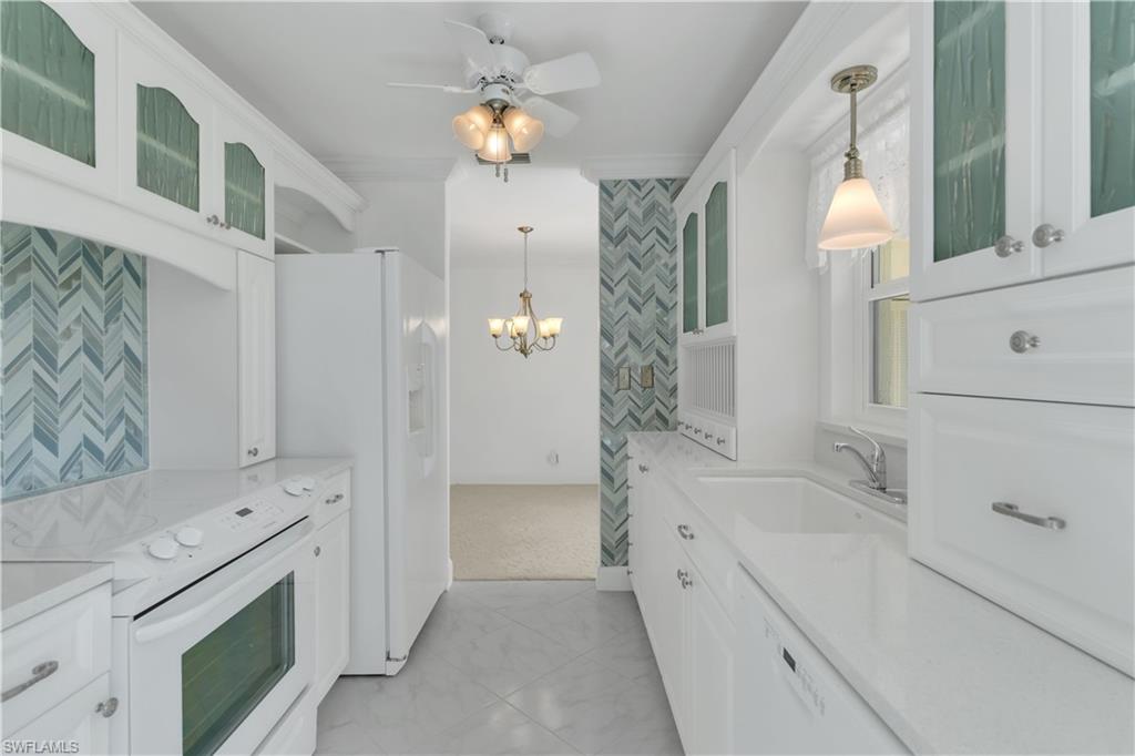 8382 Charter Club Cir # 4 Property Photo 1