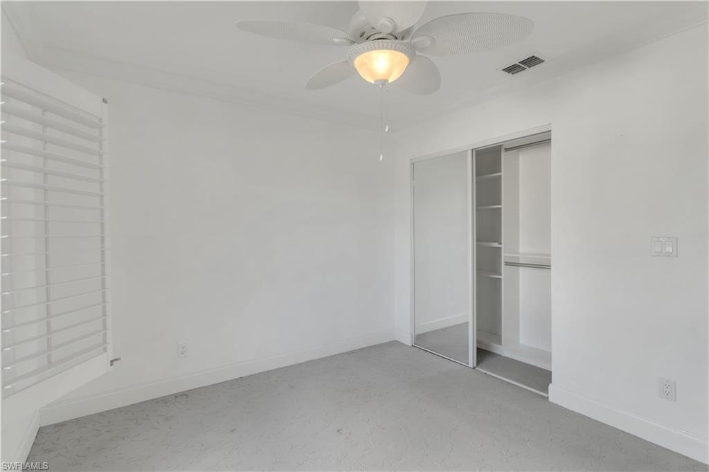 8382 Charter Club Cir # 4 Property Photo 12