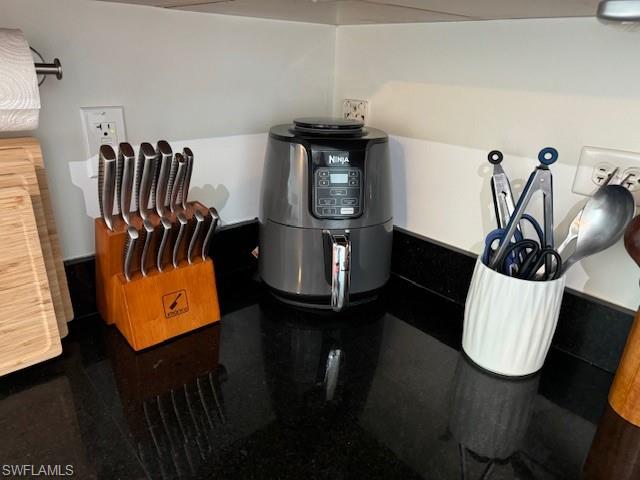 3000 Oasis Grand Blvd # 1805 Property Photo 12