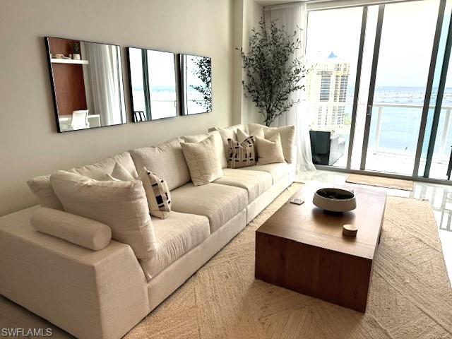 3000 Oasis Grand Blvd # 1805 Property Photo 15