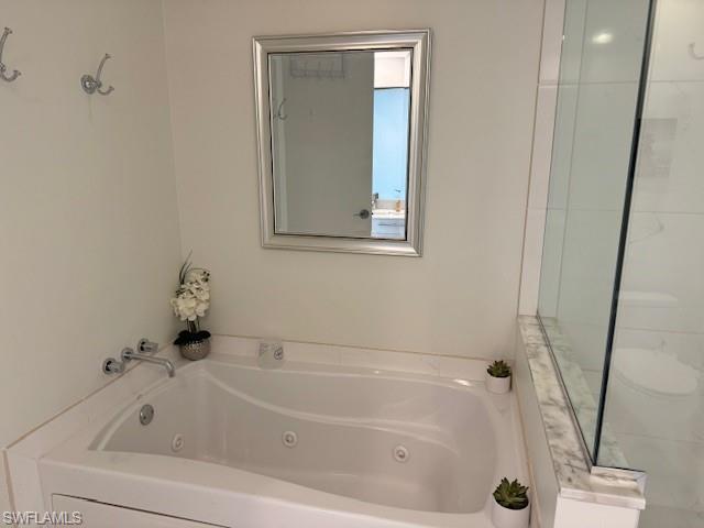 3000 Oasis Grand Blvd # 1805 Property Photo 29
