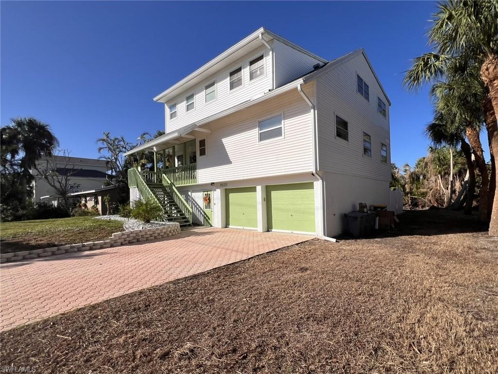 9225 Dimmick Dr Property Photo 2