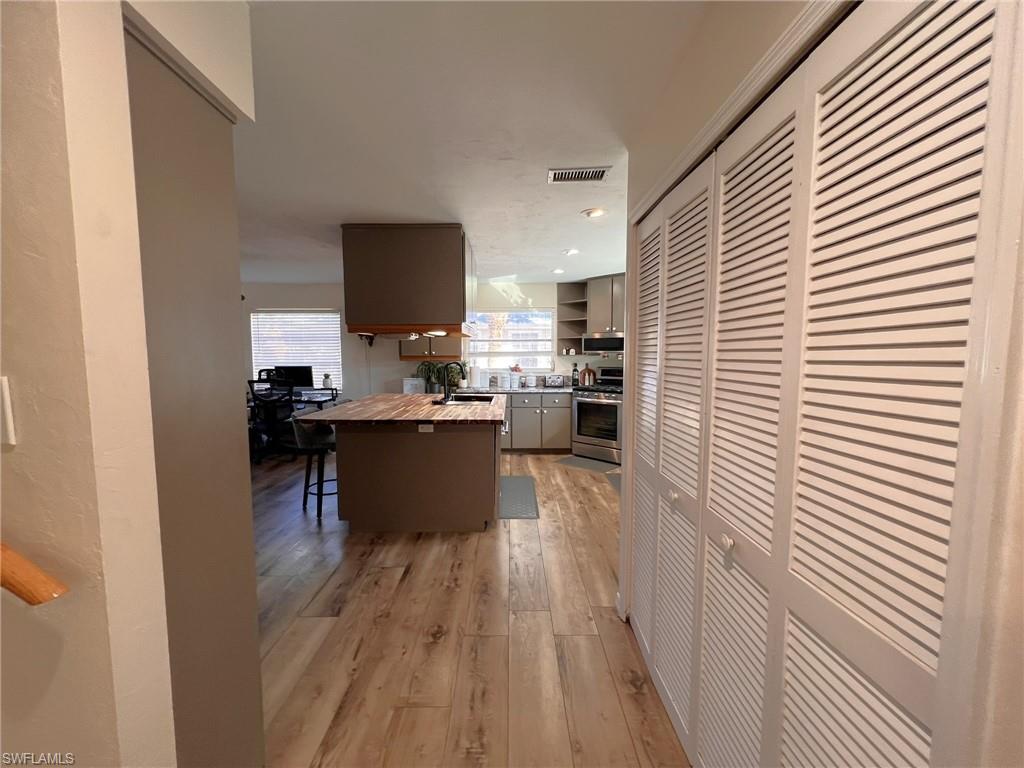 9225 Dimmick Dr Property Photo 11