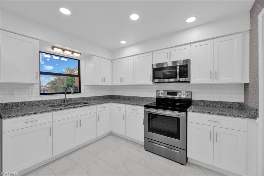 289 Coral Dr Property Photo 22