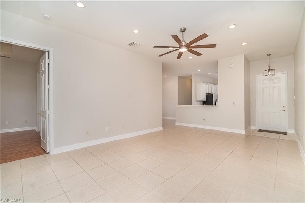 10427 Carolina Willow Dr Property Photo 6