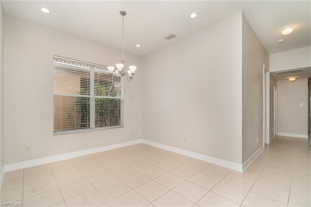 10427 Carolina Willow Dr Property Photo 9
