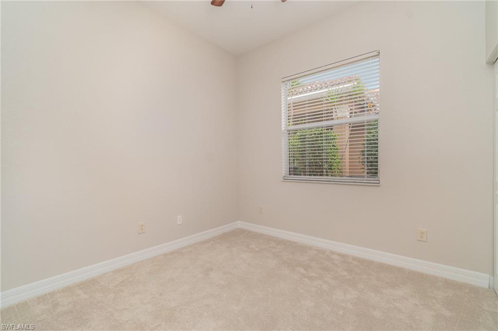 10427 Carolina Willow Dr Property Photo 24