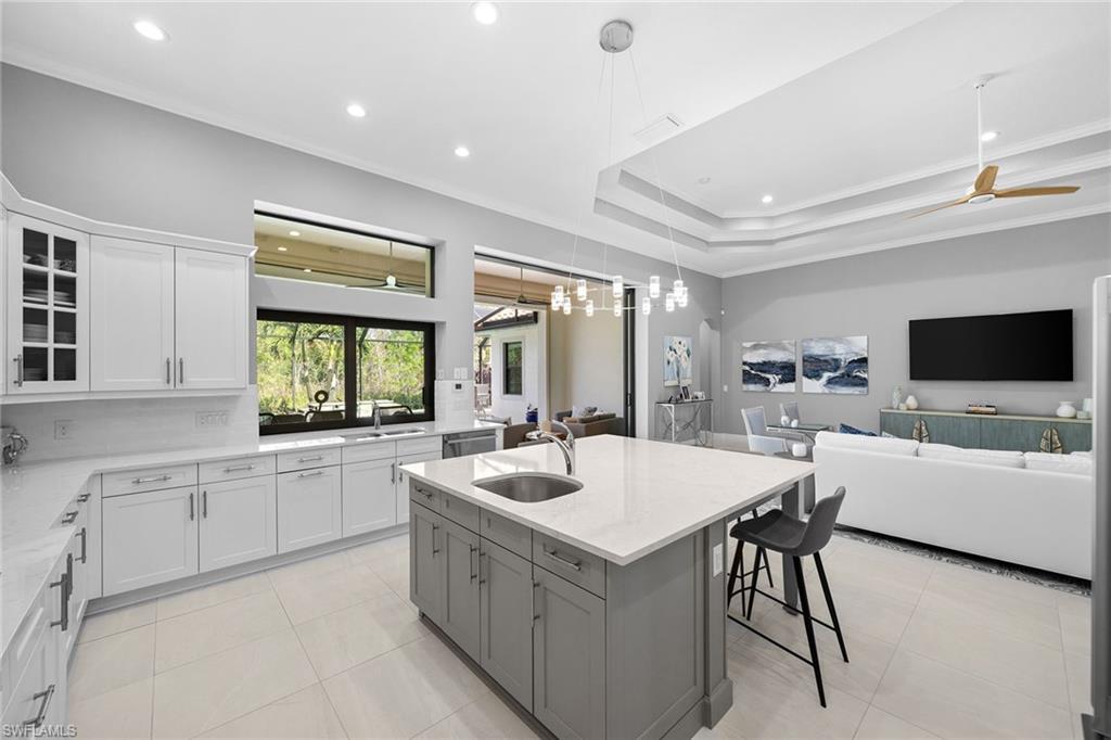 12762 Dundee Ln Property Photo 16
