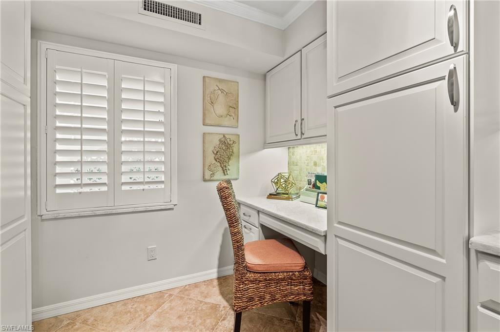 4155 Crayton Rd # 107 Property Photo 18