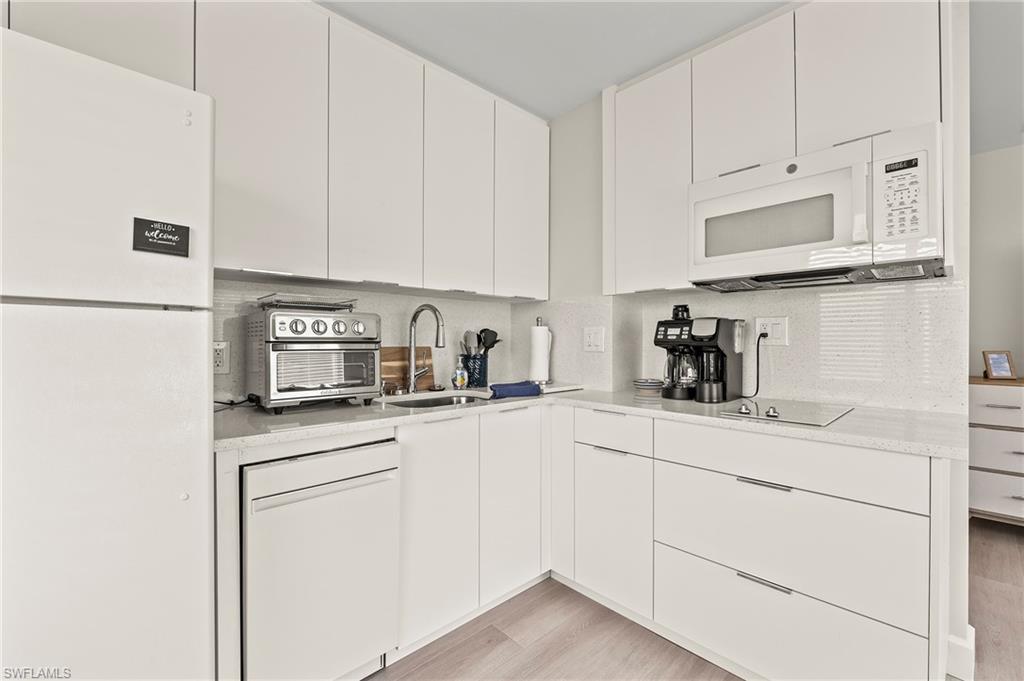 4155 Crayton Rd # 107 Property Photo 35