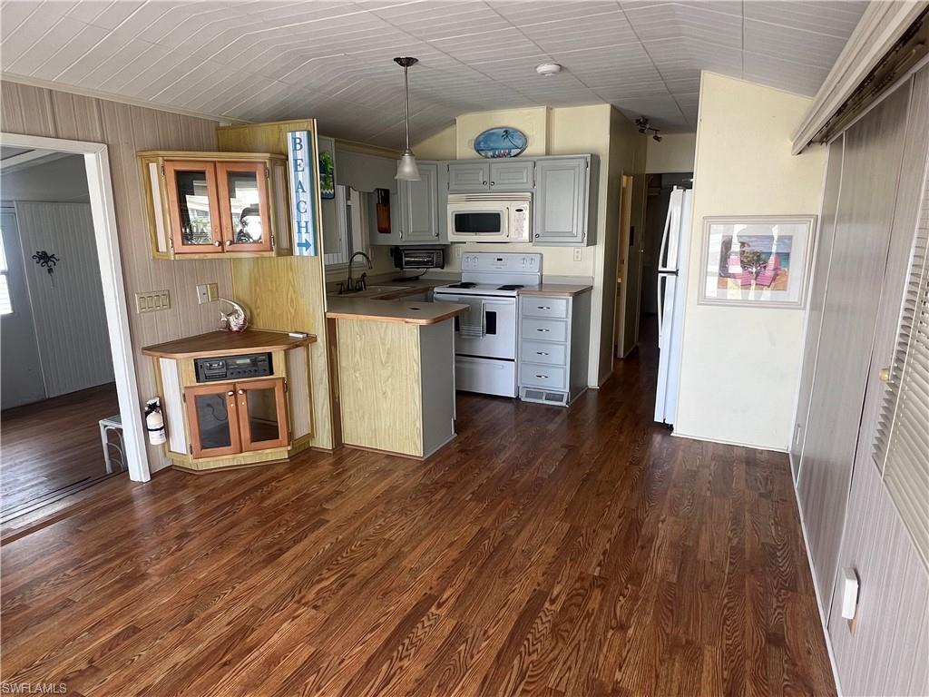 3241 Ott Ln Property Photo 10