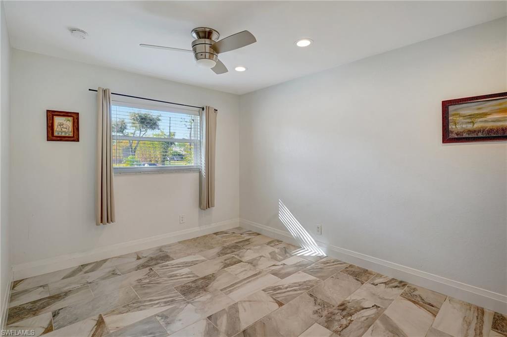 12857 Honeysuckle Rd Property Photo 34