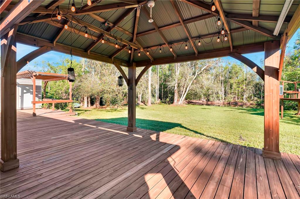 12857 Honeysuckle Rd Property Photo 45