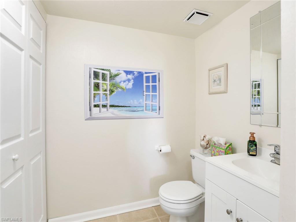 16041 Amberwood Lake Ct # 4 Property Photo 18