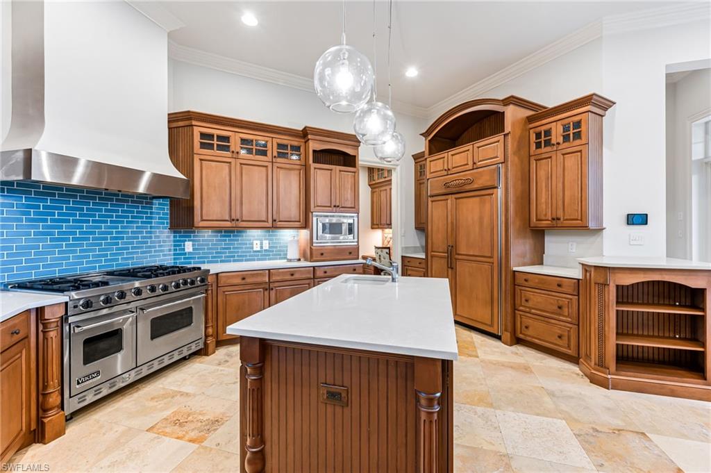 2560 Half Moon Walk Property Photo 6