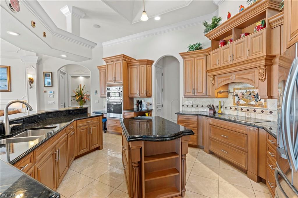 509 Spinnaker Dr Property Photo 3
