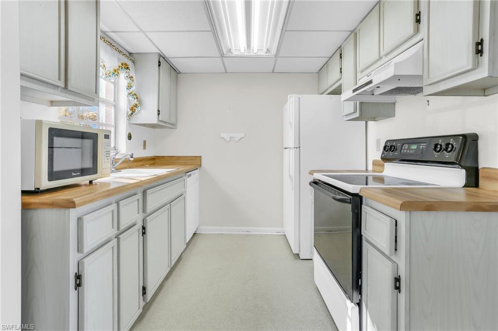 7023 Cedarhurst Dr # 10a Property Photo 4