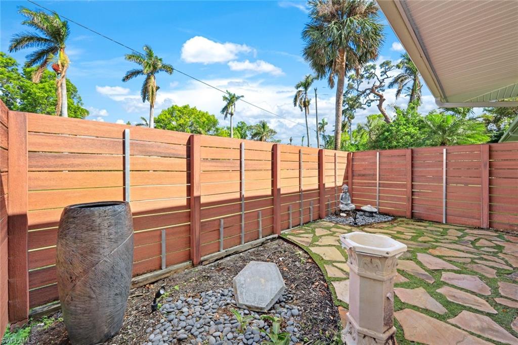 2943 Valencia Way Property Photo 20