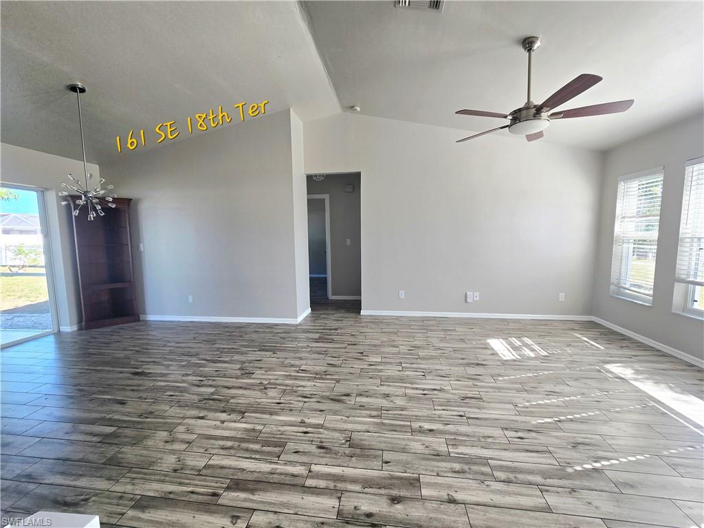 161 Se 18th Ter Property Photo 3