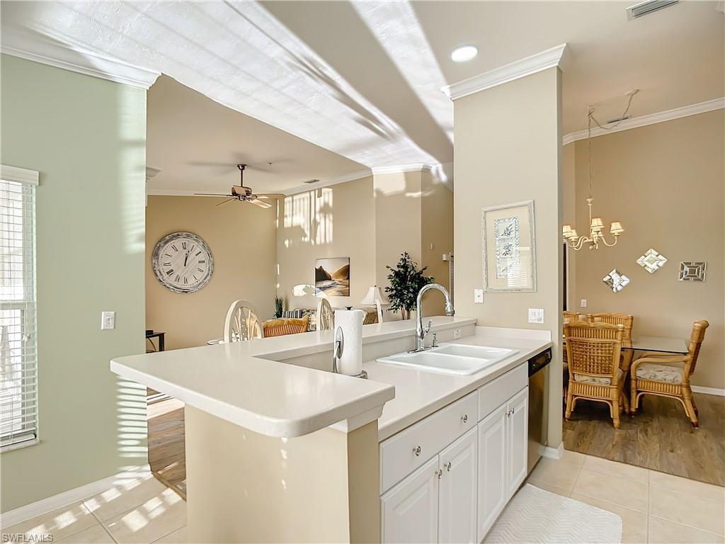 10381 Mcarthur Palm Ln # 2724 Property Photo 6
