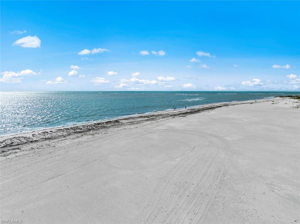 8300 Estero Blvd # 304 Property Photo 14