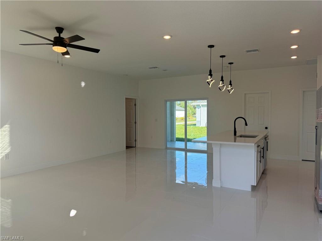 1422 Highland Ave Property Photo 4
