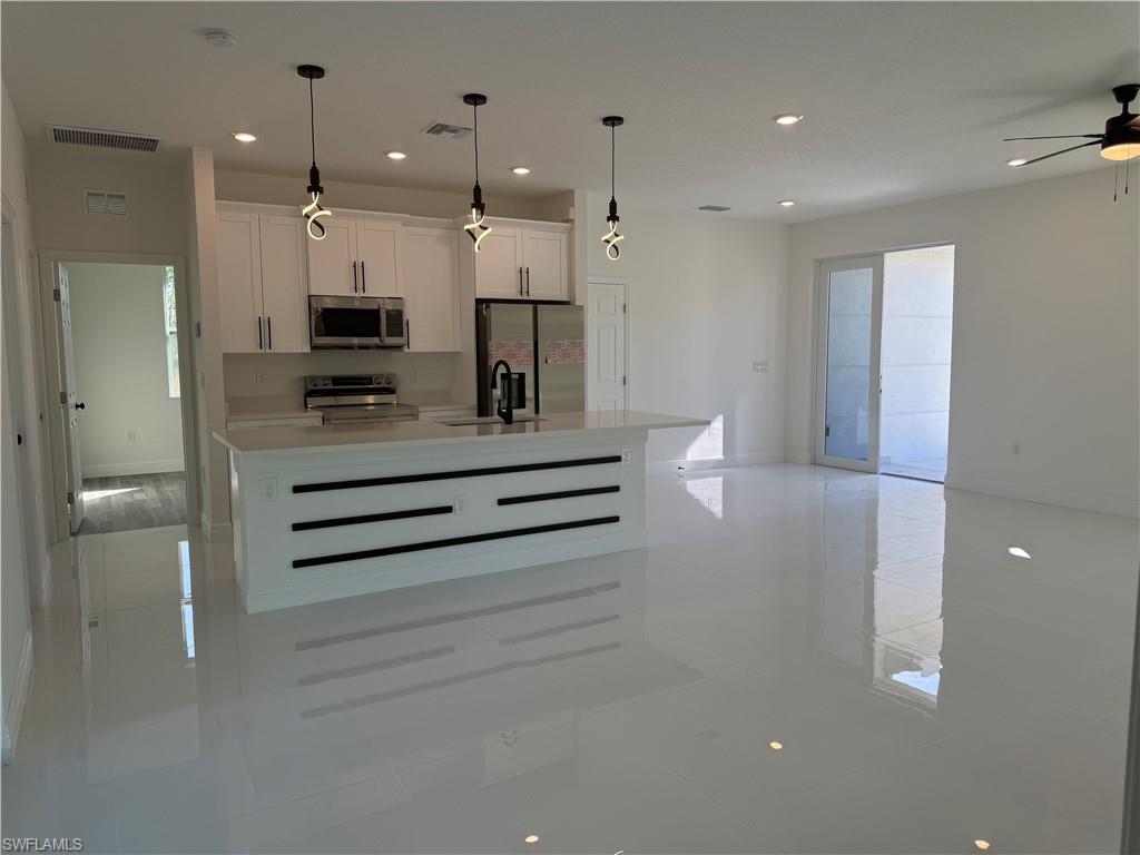 1422 Highland Ave Property Photo 10