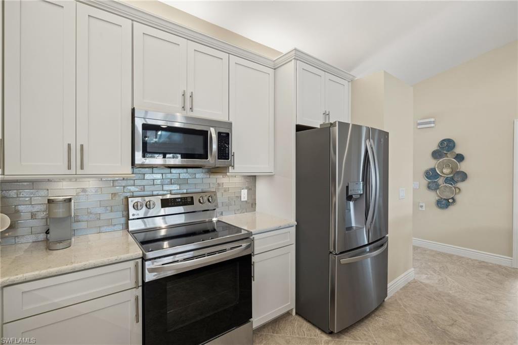 12830 Kelly Greens Blvd Property Photo 11