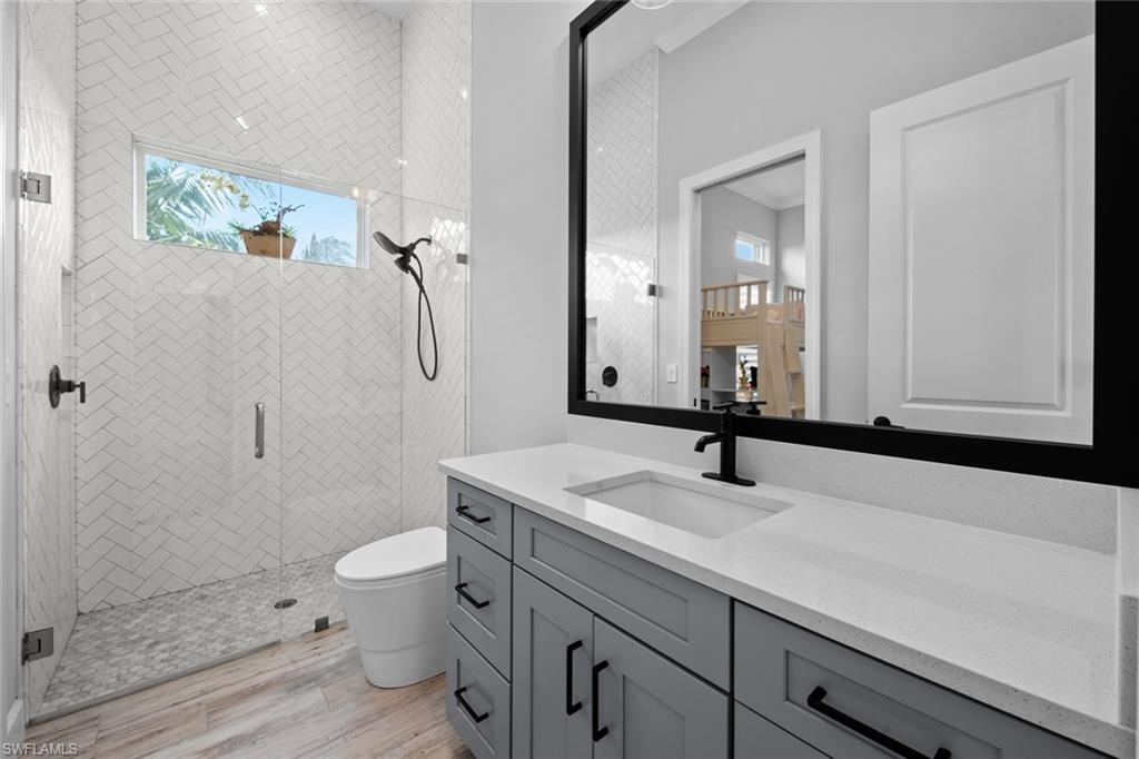 11611 Roseto Ct Property Photo 21