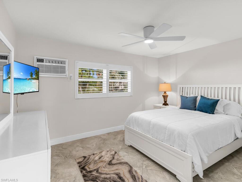 240 N Collier Blvd # 2 Property Photo 12