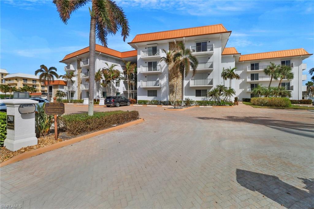 2900 Gulf Shore Blvd N # 413 Property Photo 19