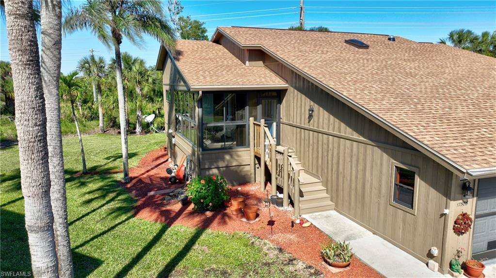 17503 Island Inlet Ct Property Photo 2