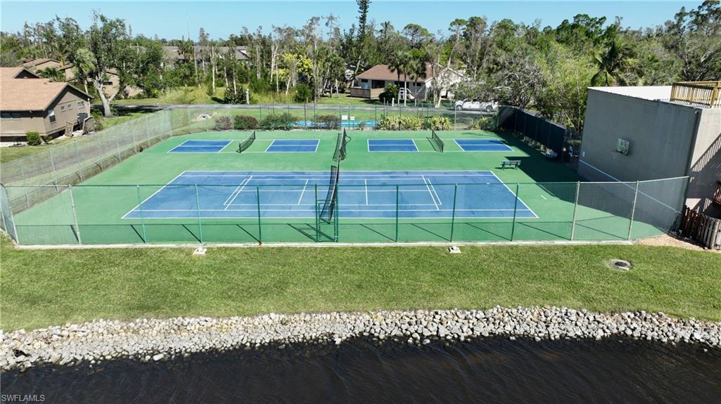 17503 Island Inlet Ct Property Photo 29