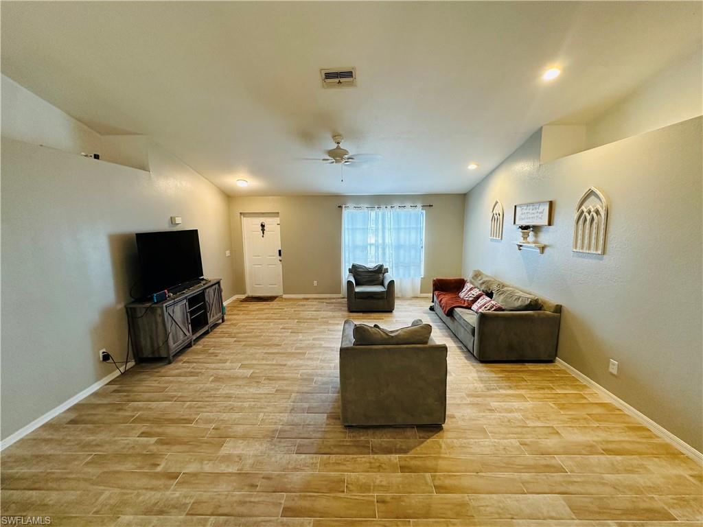1125 Parnell Ct Property Photo 7