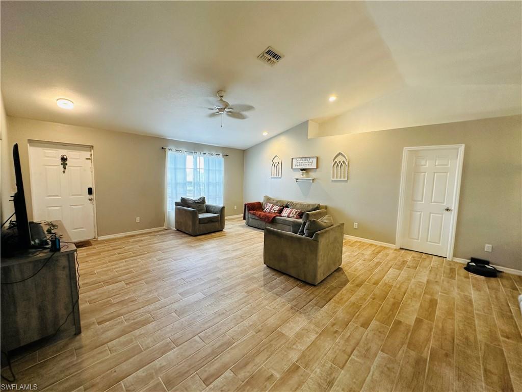 1125 Parnell Ct Property Photo 10